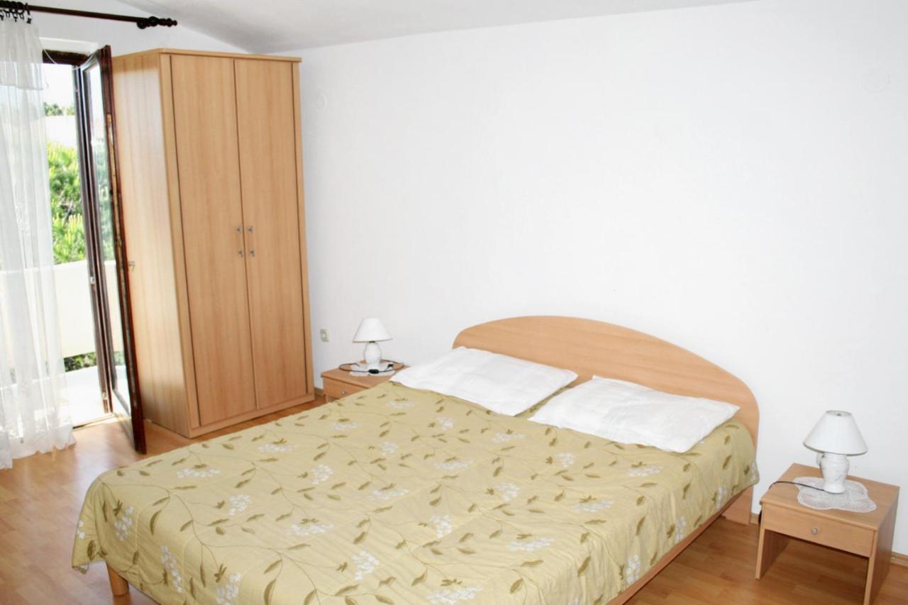 Apartments By The Sea Mandre, Pag - 3084 Kolan Εξωτερικό φωτογραφία