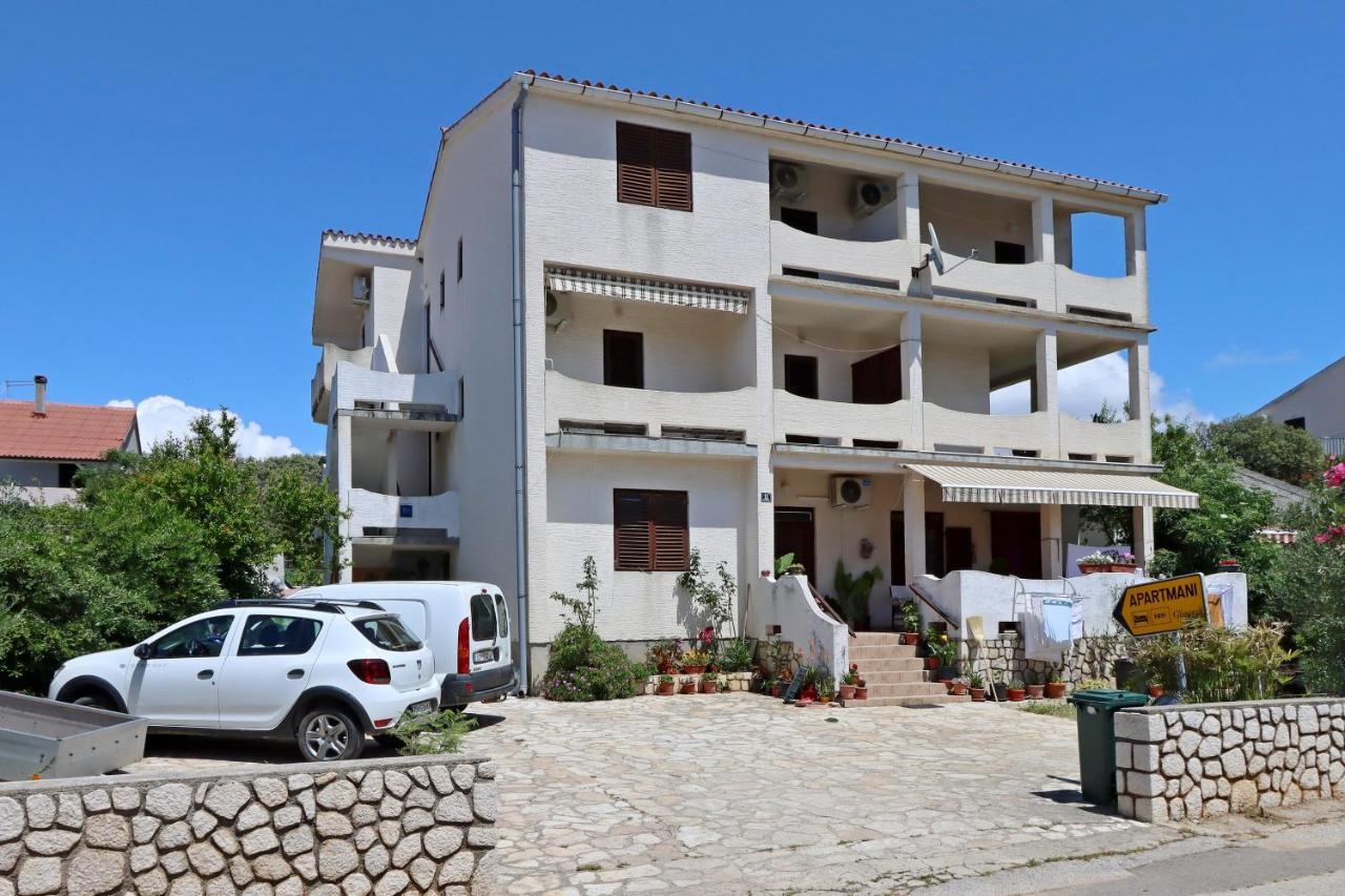 Apartments By The Sea Mandre, Pag - 3084 Kolan Εξωτερικό φωτογραφία